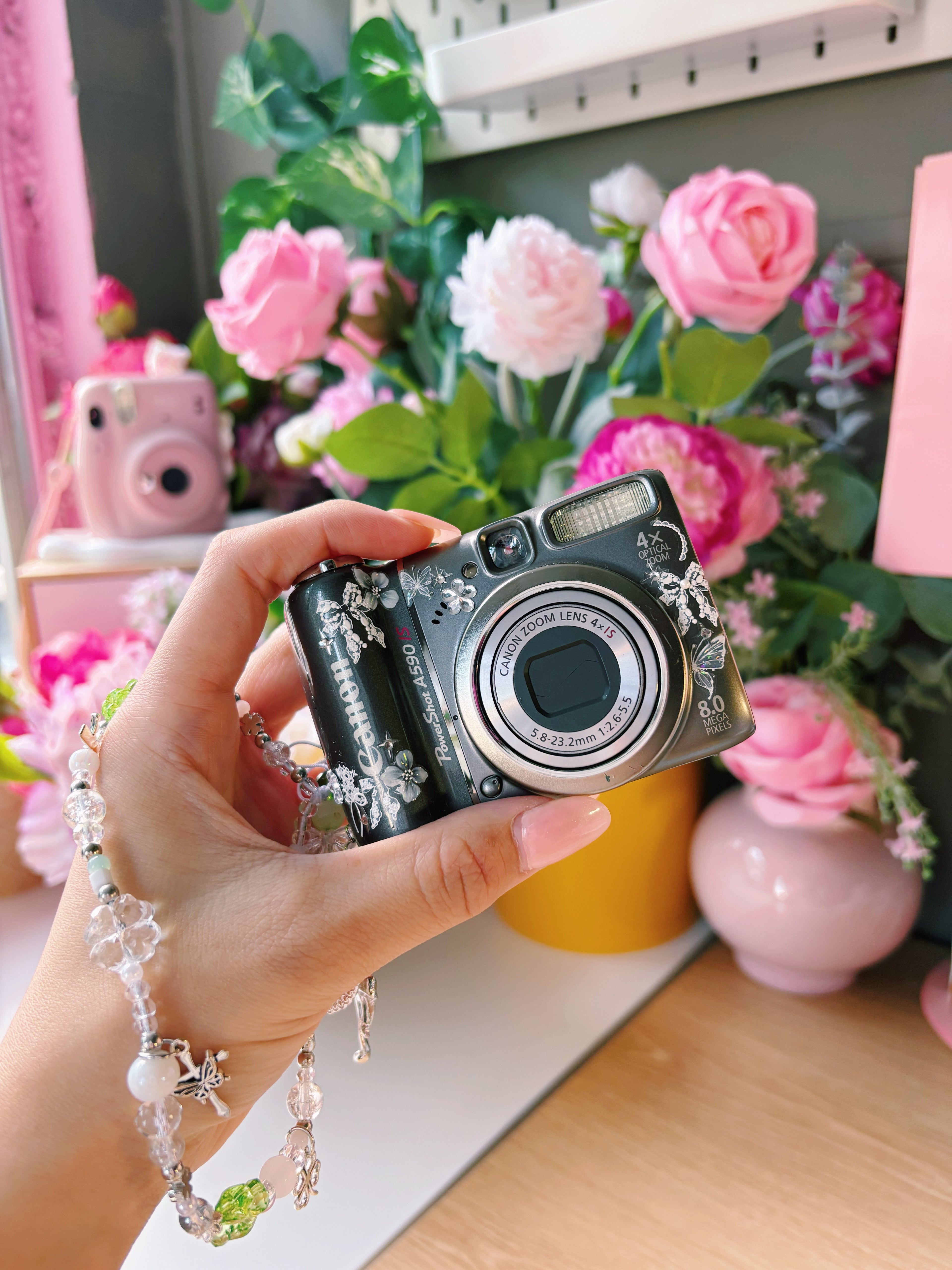 “Saint Clover” — Canon PowerShot A590 IS - Silver Soft Pixel Diaries Curated