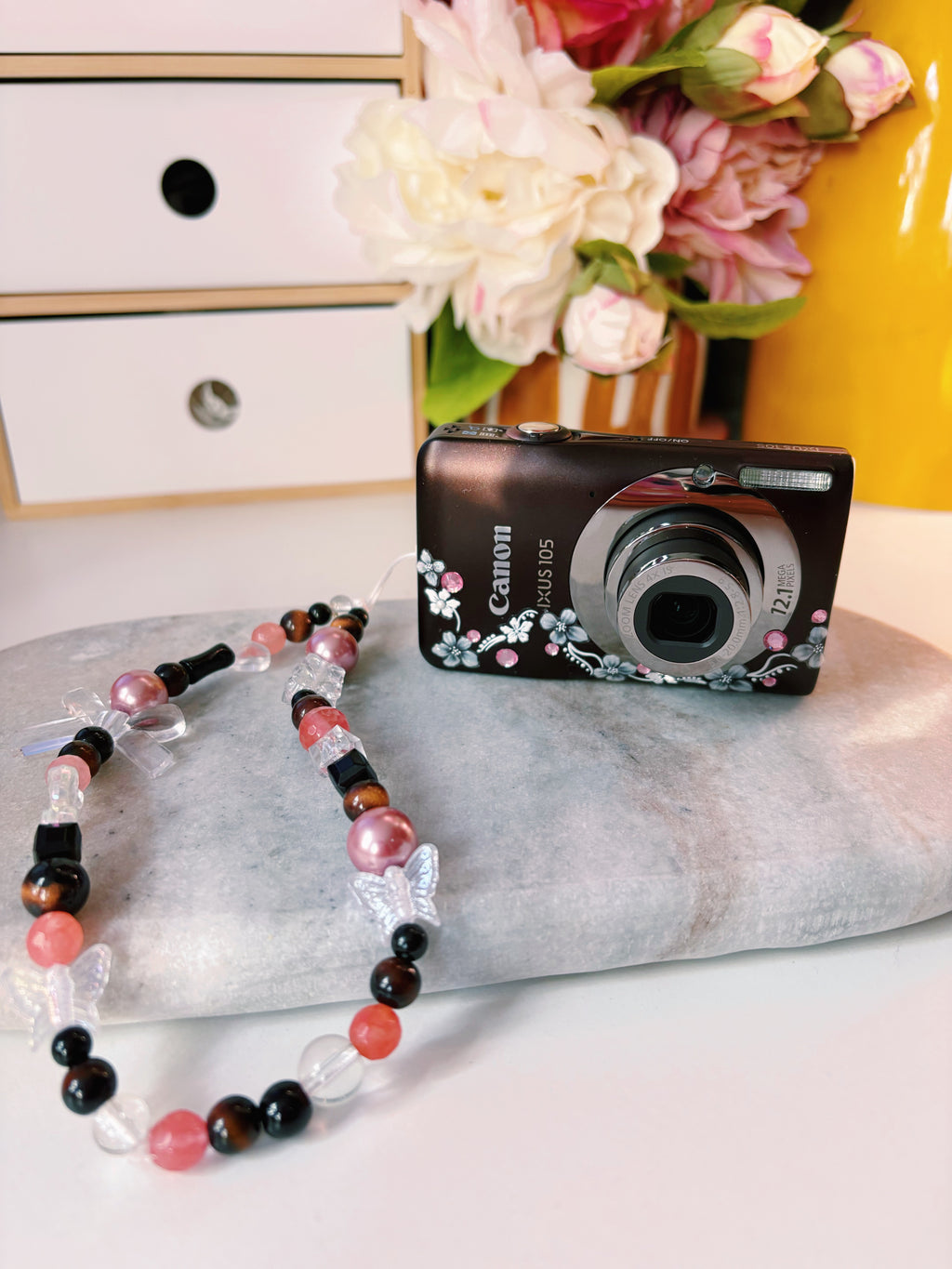 Mocha Petals ✧ Canon IXUS 105 Digital Camera | Soft Pixel Diaries