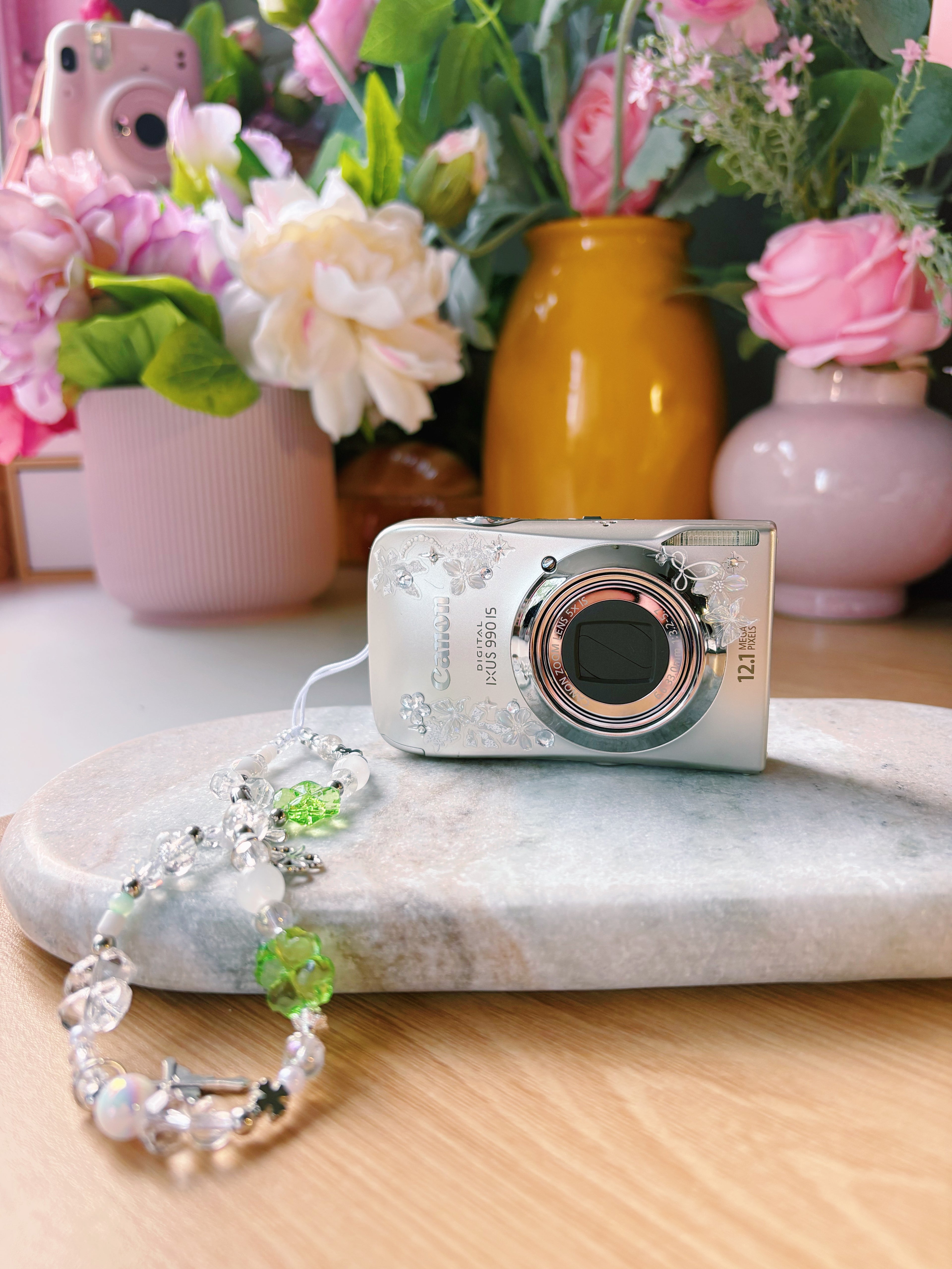 “Ivory Static” — Canon IXUS 990 IS - Gold Soft Pixel Diaries Curated