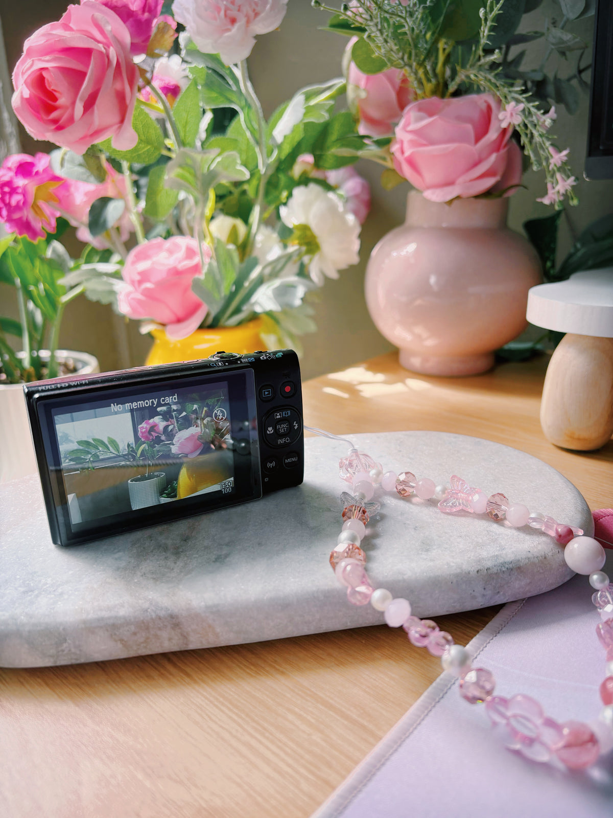 Canon IXUS 285 HS “Noiré” – Viral Zoom Digi Cam (12x) | Box + Charm Set