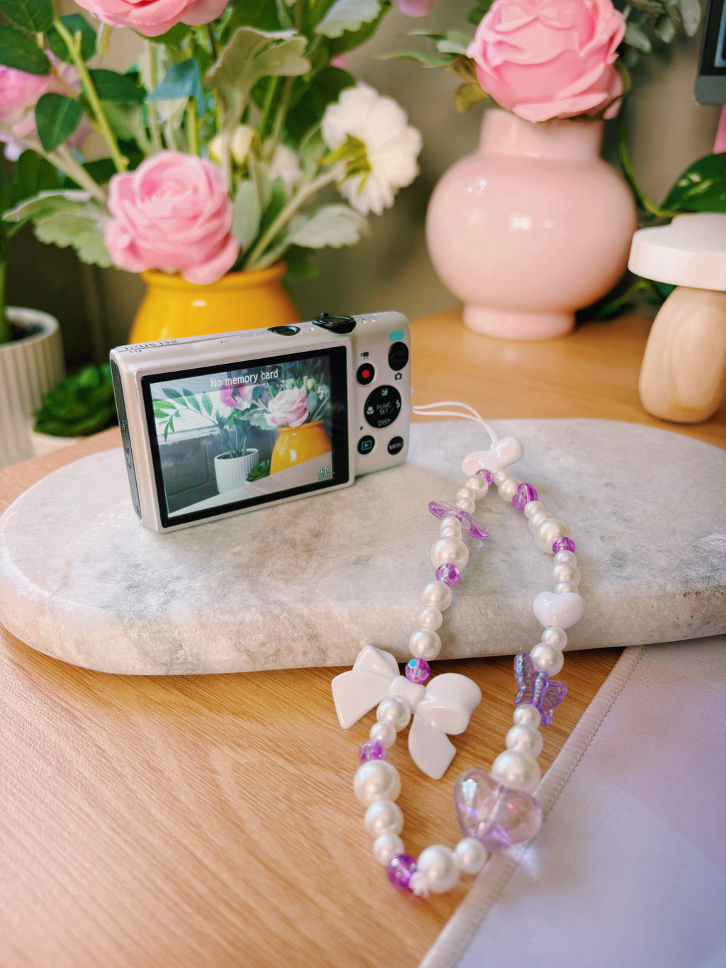 “Seren” – Canon IXUS 132 Silver | Y2K Aesthetic Digital Camera | Soft Pixel Diaries