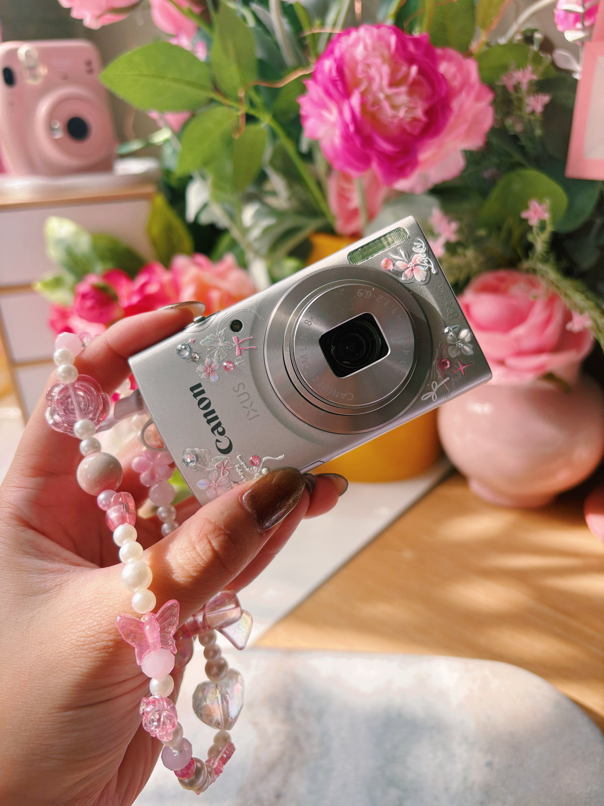 “Petal Veil” — Canon IXUS 185 Curated Digi Cam Set 🌸