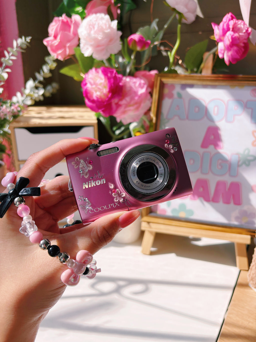 Bubblegum Noir ✿ Nikon Coolpix S2500 Digital Camera Bundle *read description*