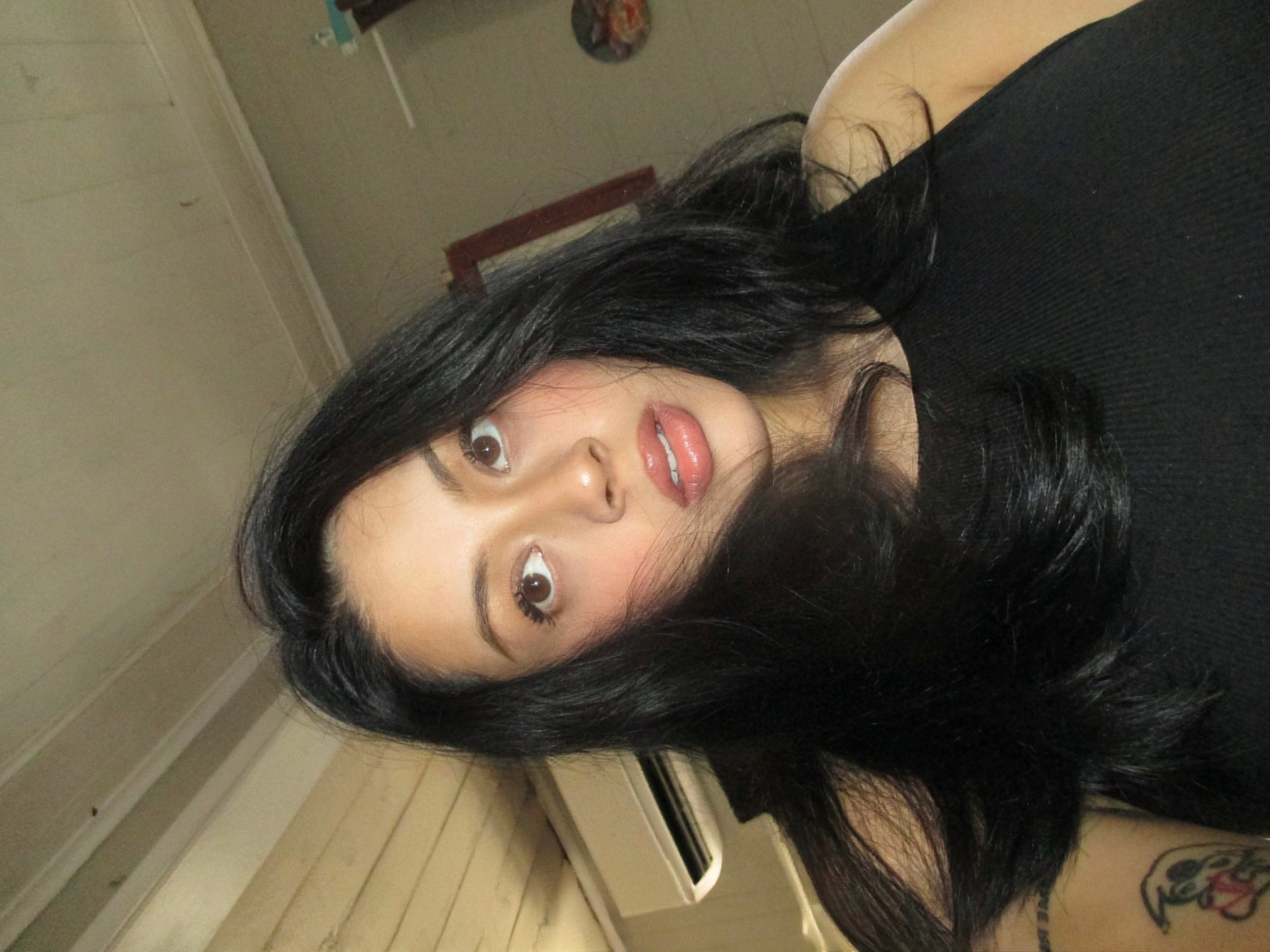 “Seren” – Canon IXUS 132 Silver | Y2K Aesthetic Digital Camera | Soft Pixel Diaries