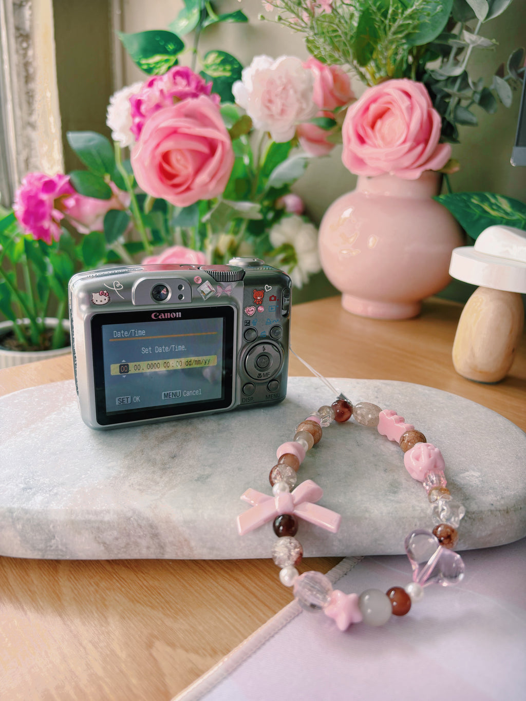 Rosalie – Canon Powershot A720 IS (Silver) | Soft Nostalgic Digi Cam