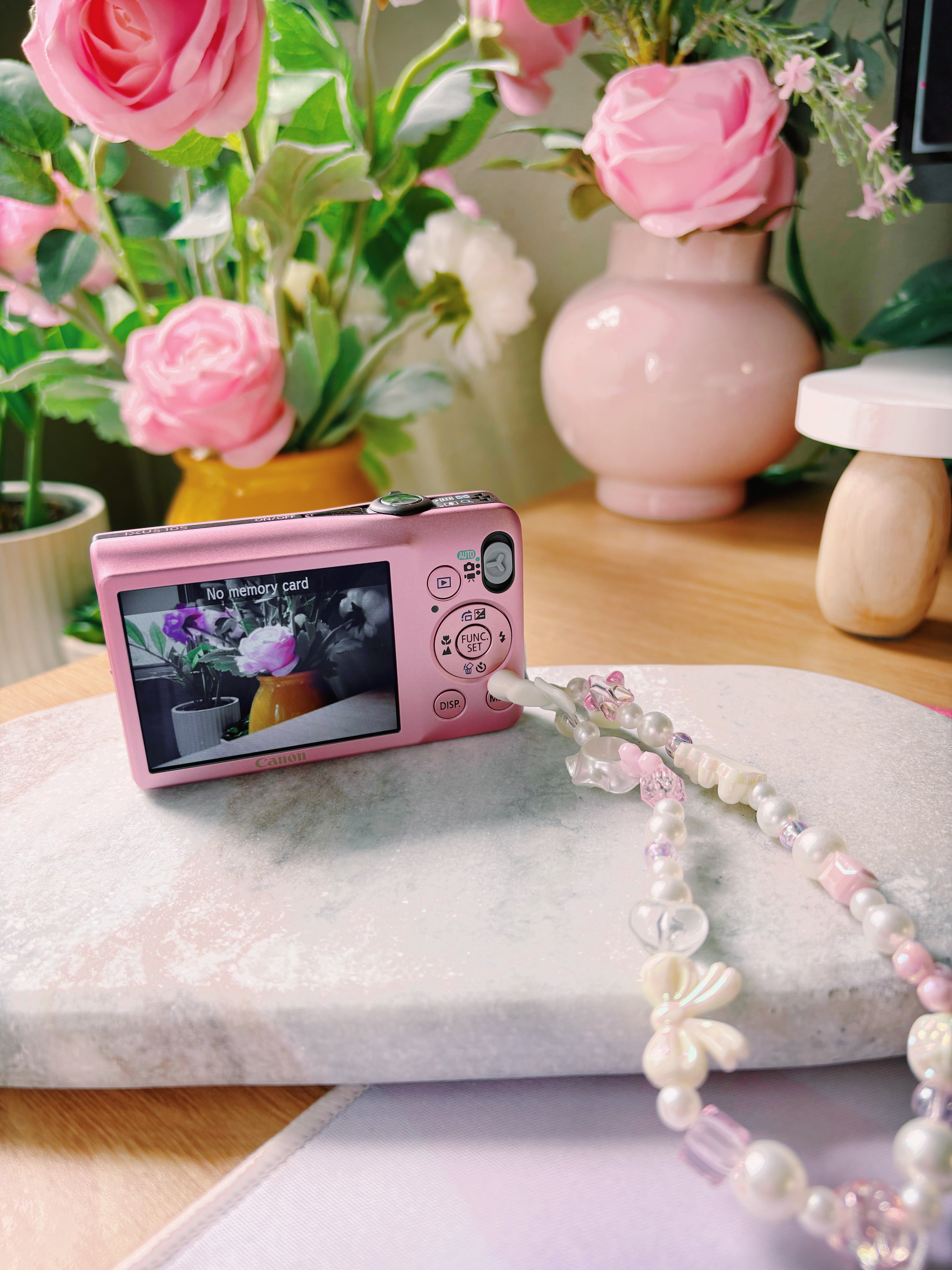 “Aveline” – Canon IXUS 105 Pink | Y2K Digital Camera | SoftPixelDiaries 🎀