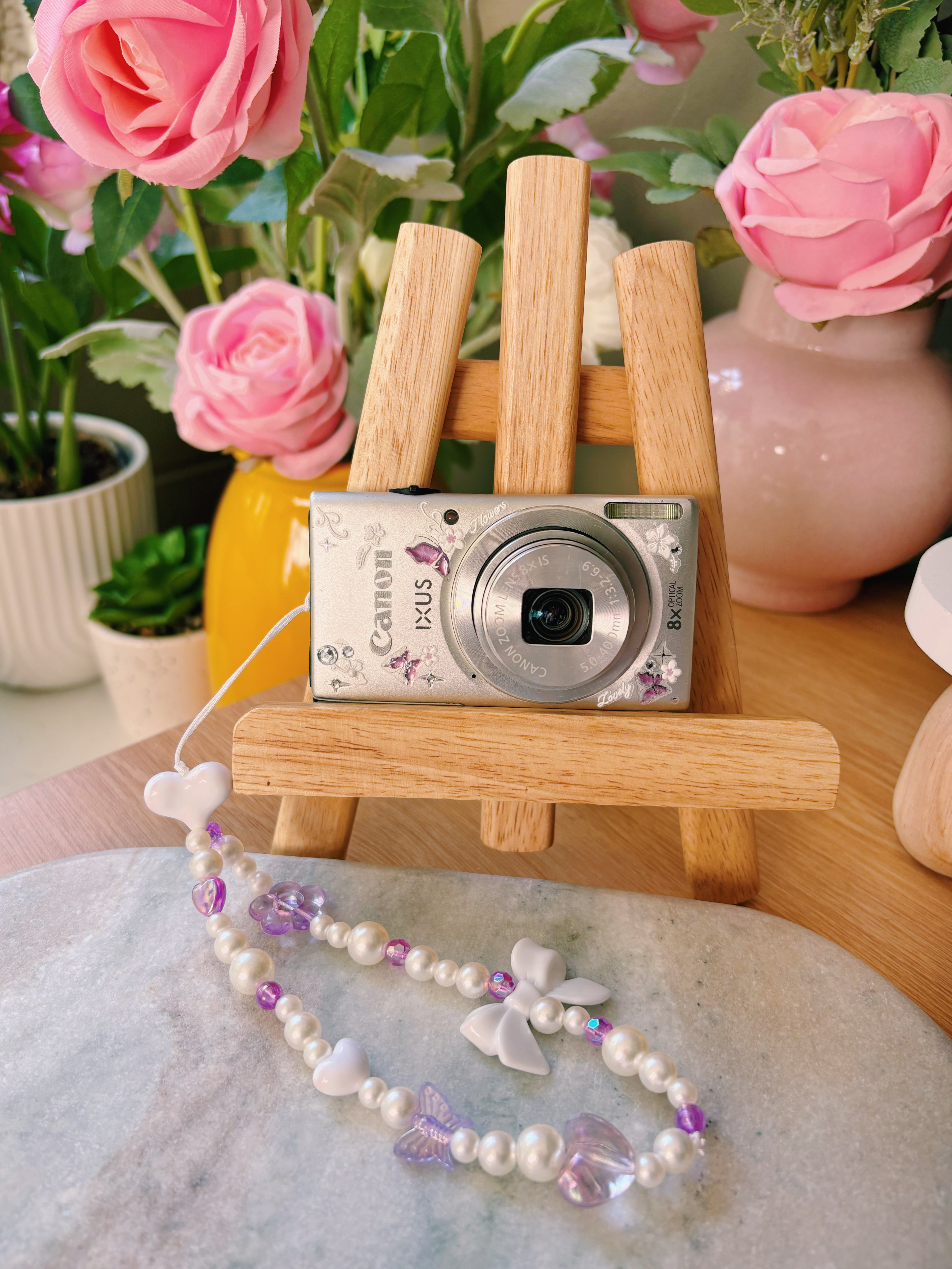 “Seren” – Canon IXUS 132 Silver | Y2K Aesthetic Digital Camera | Soft Pixel Diaries