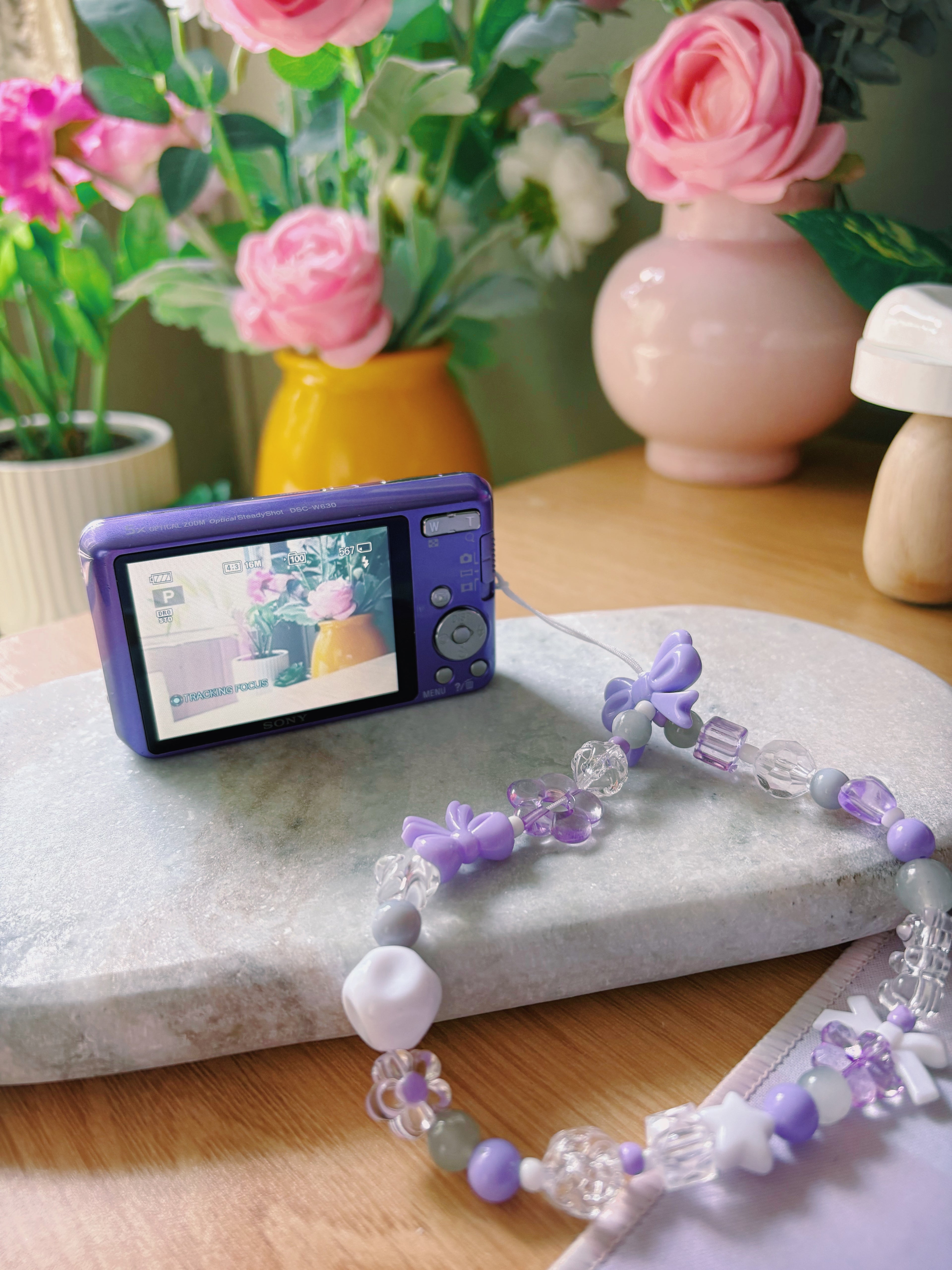 Lila – Sony Cyber-shot DSC-W630 (Purple) | 16.1MP Sparkle Digi Cam | Soft Lavender Pop