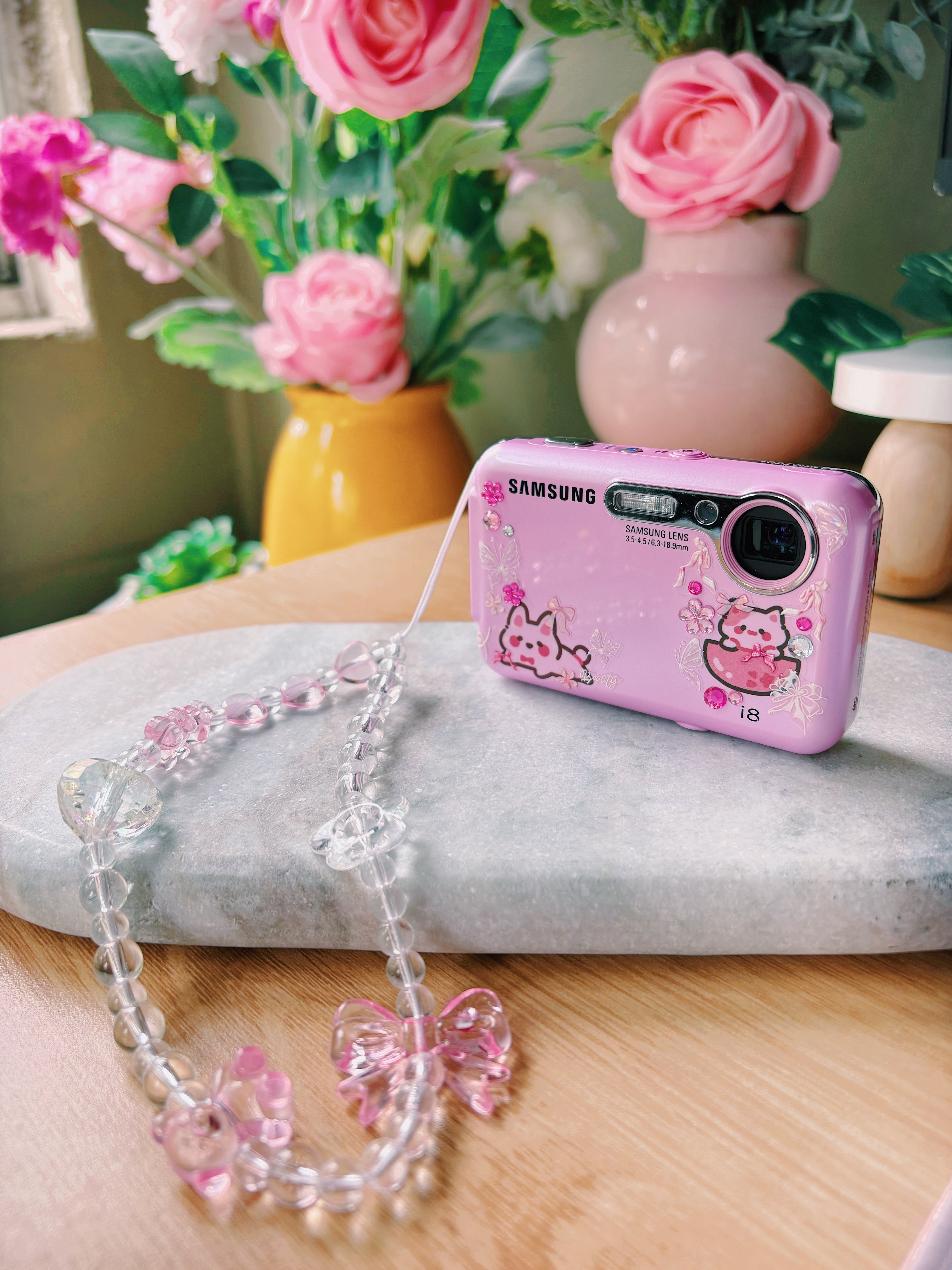 Rosie – The Soft Nostalgic Sweetheart | Samsung Digimax i8 (Pink)