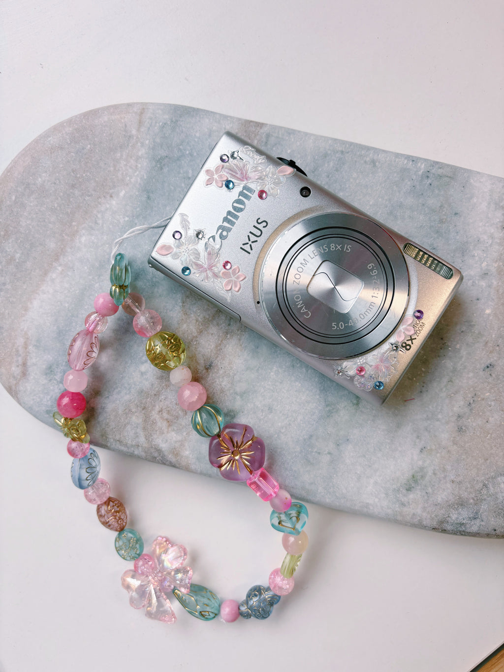 “Ice Blossom” 🌸 — Canon IXUS 132 Digital Camera Set