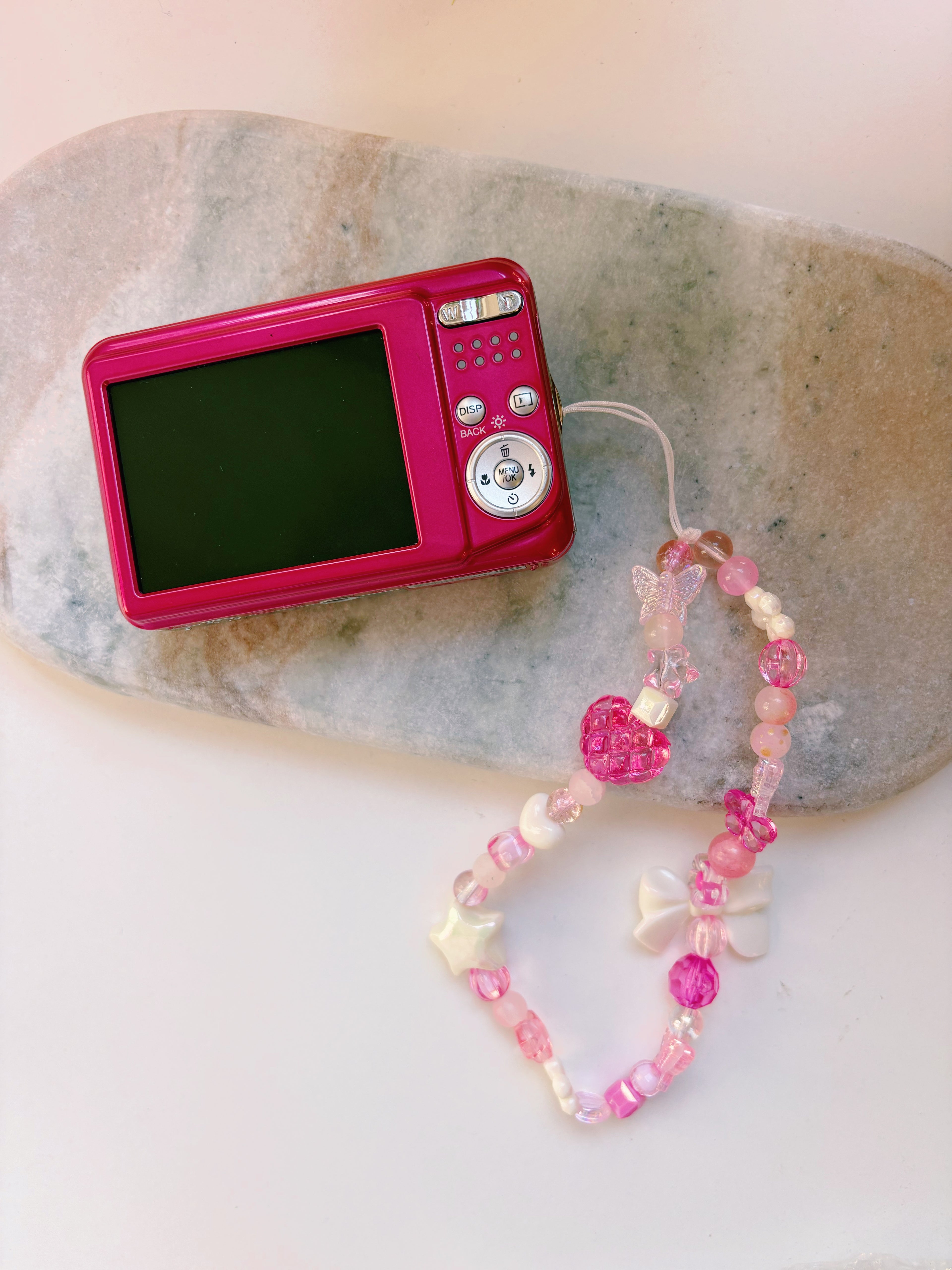 Strawberry Glimmer 🍓✨ Fujifilm Finepix AV110 (pink/red) | soft pixel diaries curated digi cam