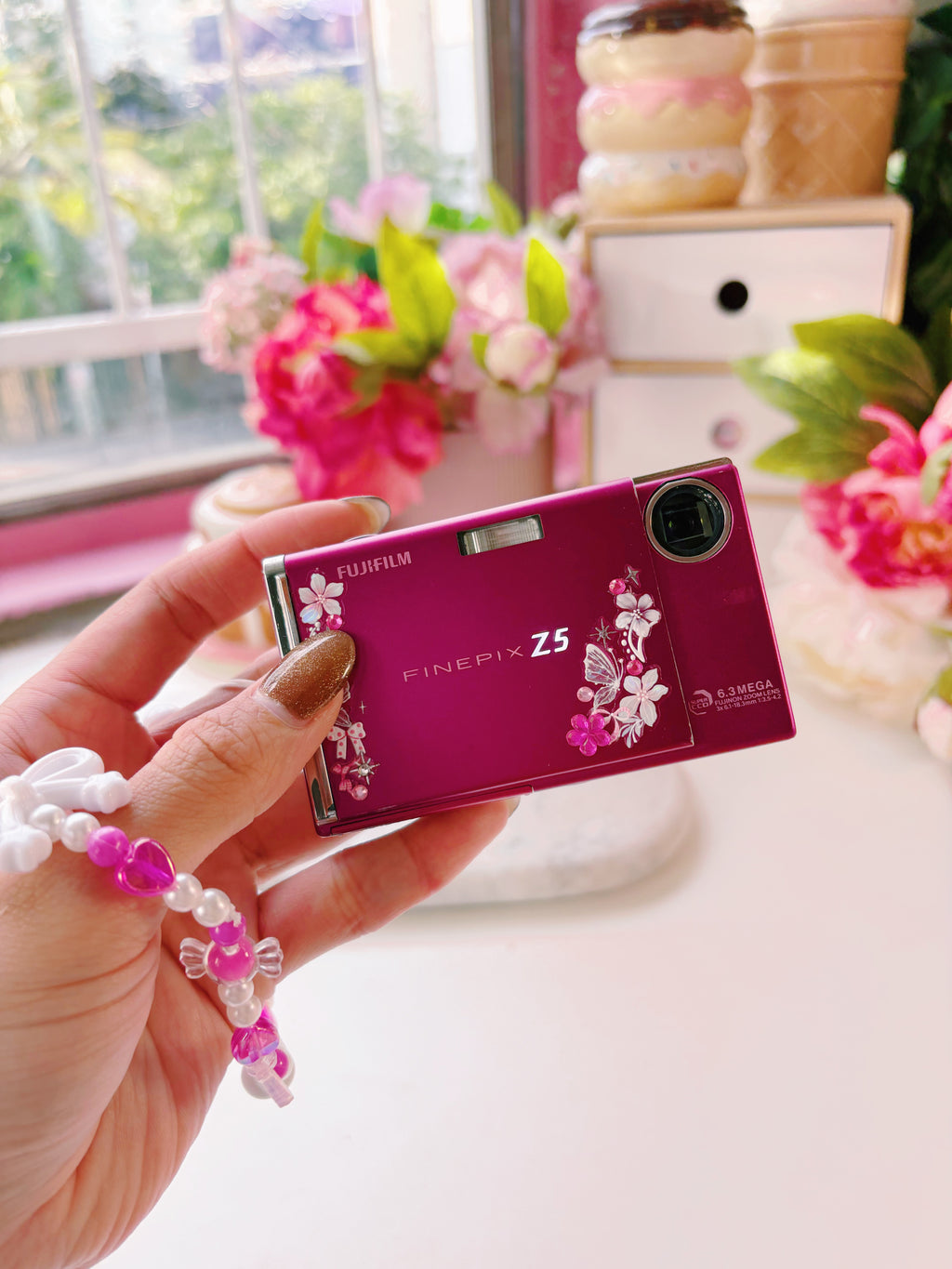 “Sugar Rush” — Fujifilm FinePix Z5 Digital Camera Set