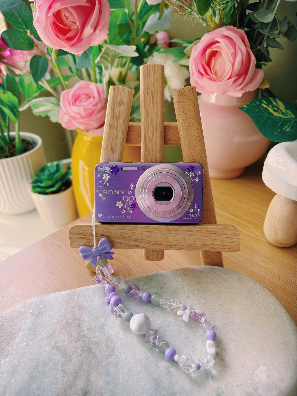 Lila – Sony Cyber-shot DSC-W630 (Purple) | 16.1MP Sparkle Digi Cam | Soft Lavender Pop