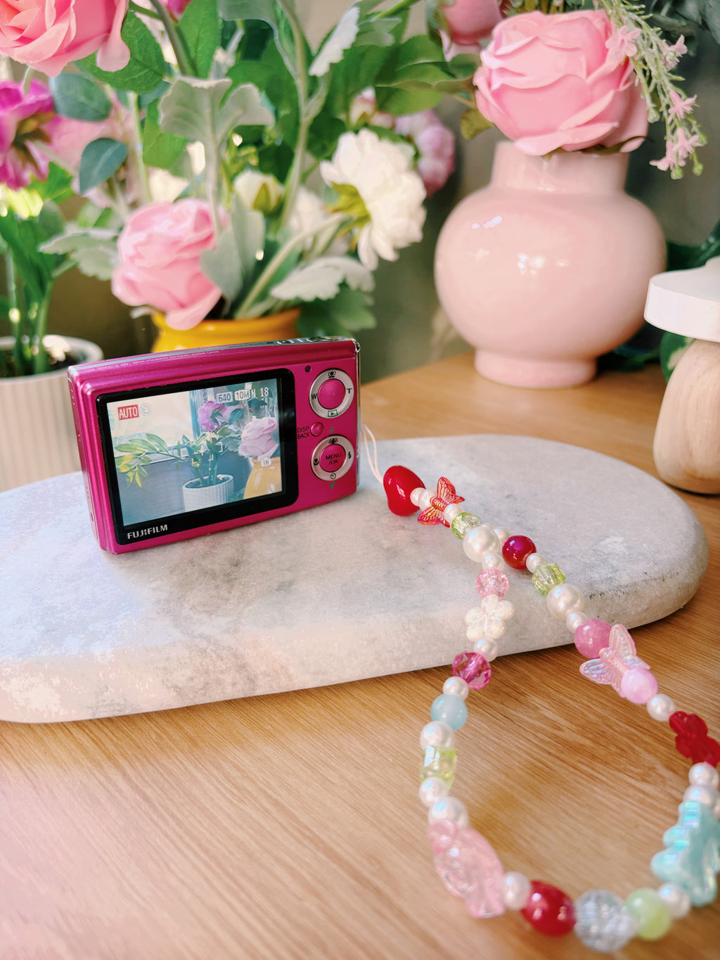 “Rosabelle” – Fujifilm FinePix Z20fd Pink Coquette Digi Cam (Vintage CCD) | Charm Set