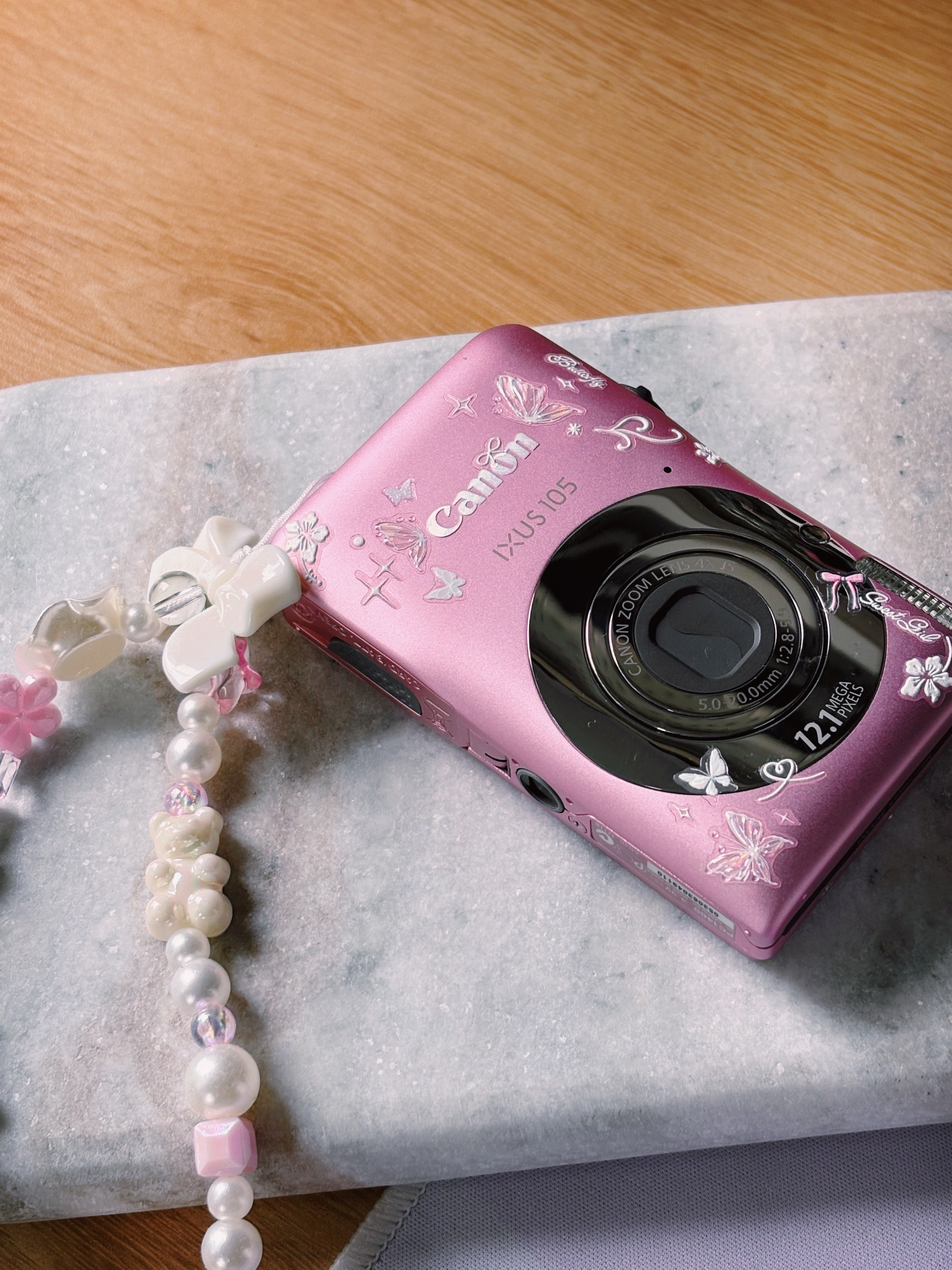 “Aveline” – Canon IXUS 105 Pink | Y2K Digital Camera | SoftPixelDiaries 🎀