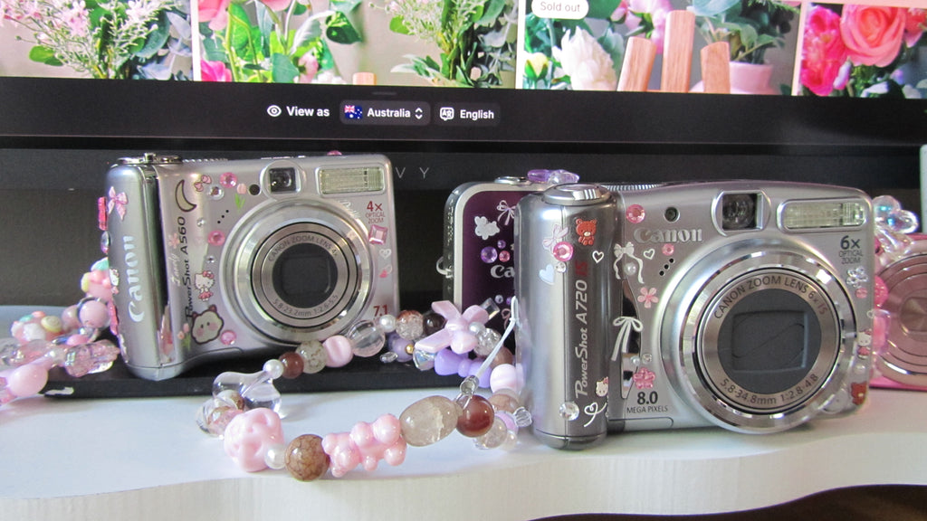 Noir – The Midnight Muse | Canon PowerShot SX210HS – Black