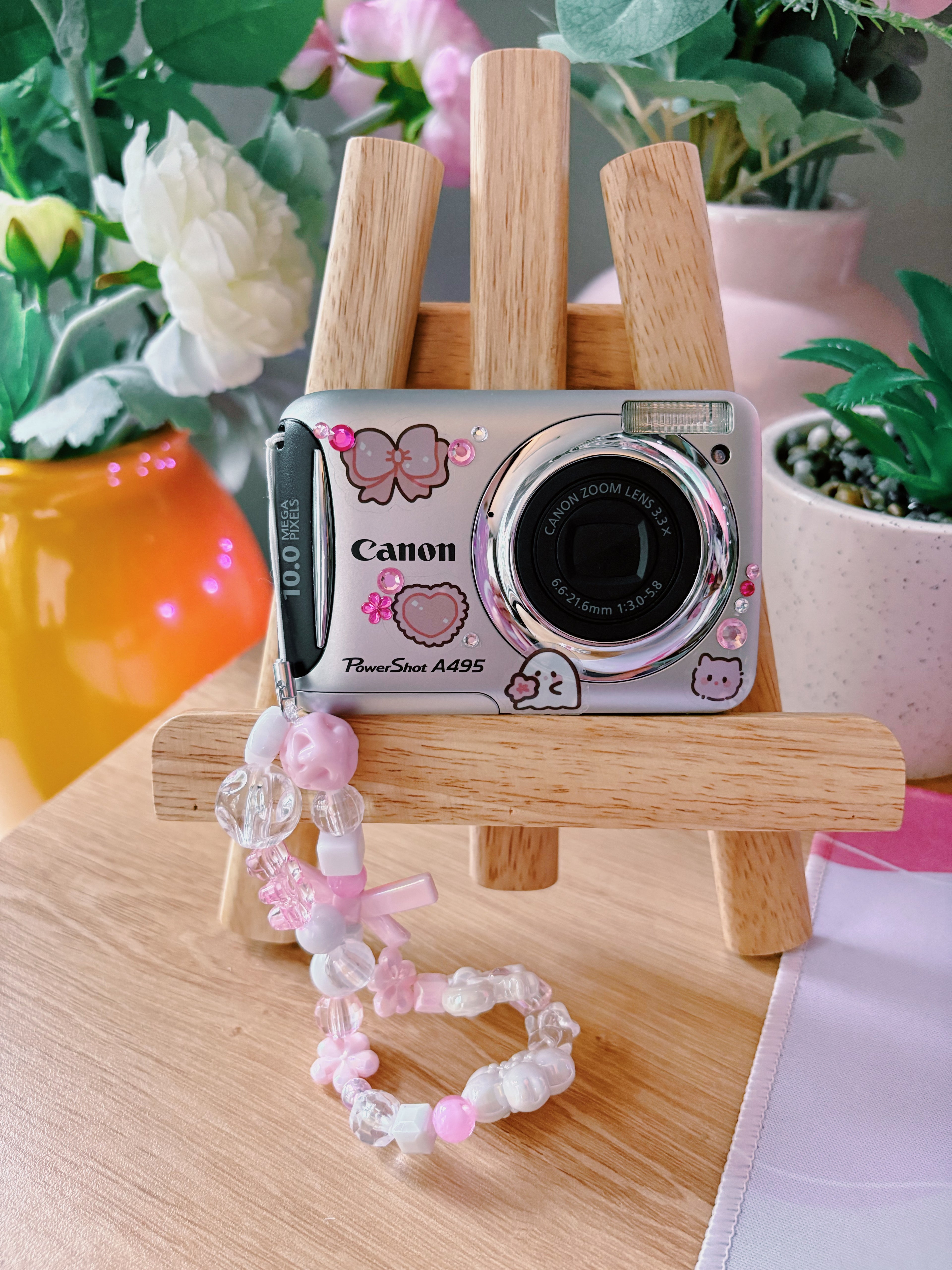 Pearl – The Cozy Classic | Canon PowerShot A495 – Silver