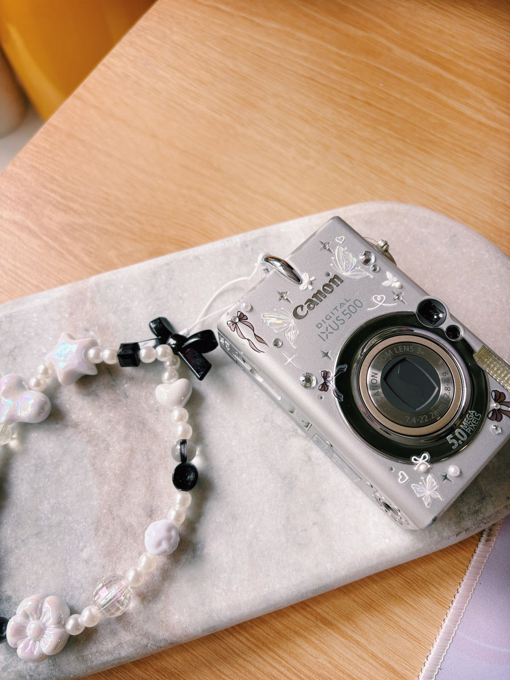 Nova – The 2003 It Girl | Canon IXUS 500 Digital (Silver) | True Y2K CompactFlash Digi